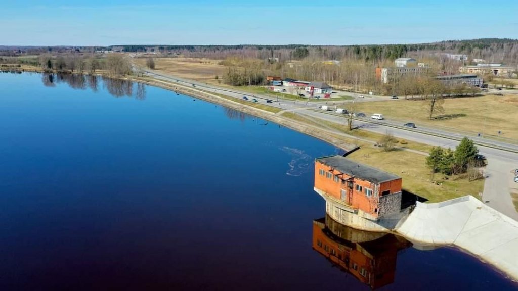 Ogre municipality’s site for the future City gateway project (the old water pumping station next to the water reservoir)